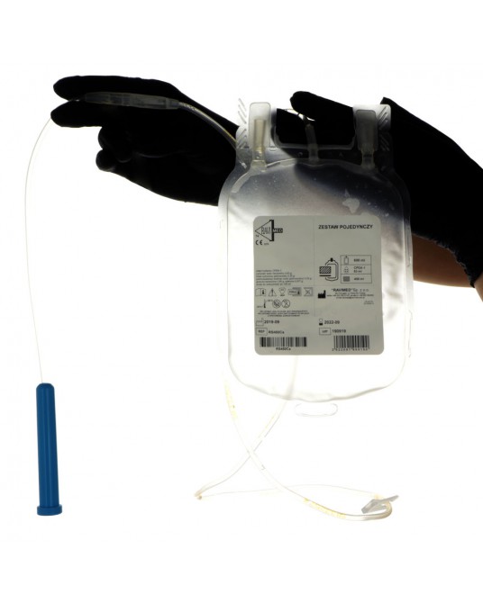 Récipient individuel pour prélèvement sanguin avec du liquide de conservation CPDA-1